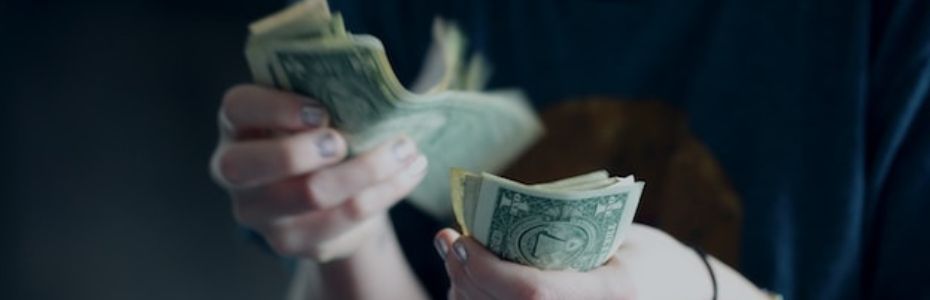 跨境债务催收中的身份确认：应对债务人海外隐姓埋名