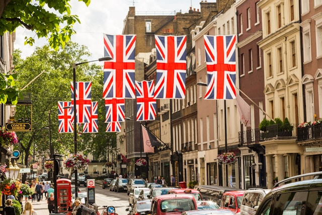 境外欠款追回新思路，英国控制令状突破执行瓶颈